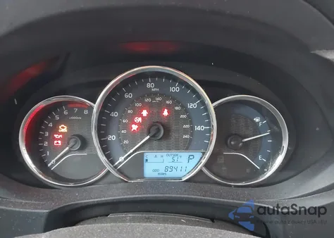 2015 Toyota Corolla Le z USA, uszkodzony, nr VIN 2T1BURHE8FC272960